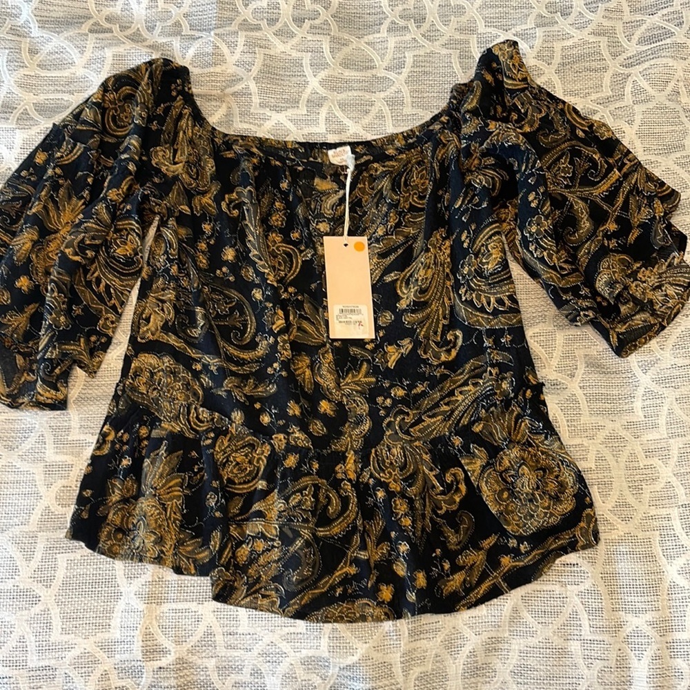 Sun & Shadow brown and black top NWT Size XS